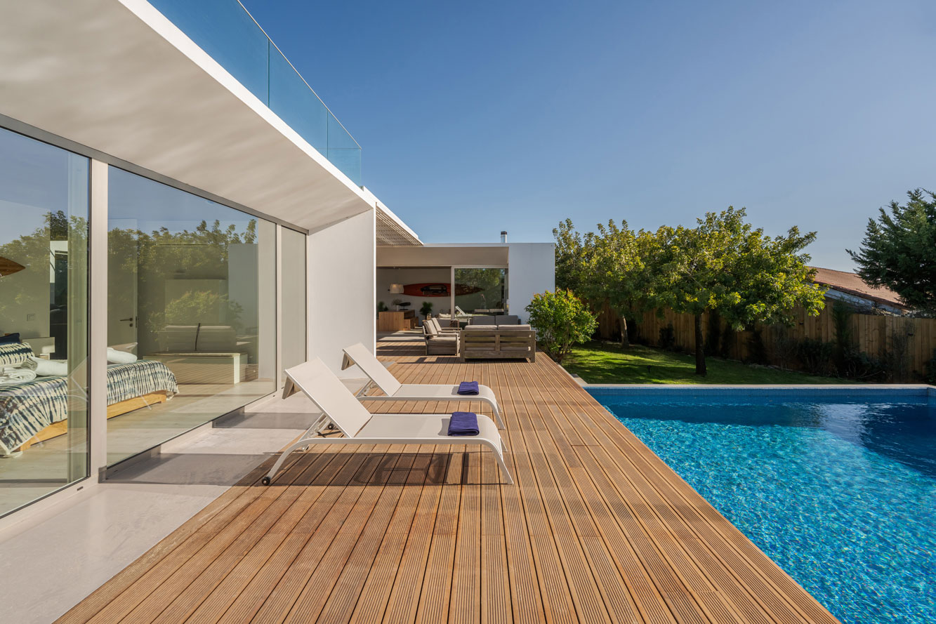 Emerald Isle Custom Pools