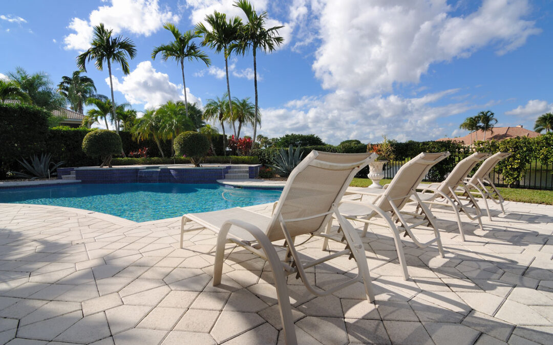 What Are the Latest Luxury Pool Design Trends for 2025?
